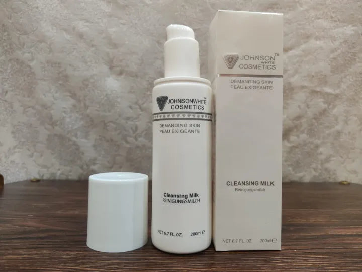 JohnsonWhite Cosmetics Cleansing Milk (200ml)
